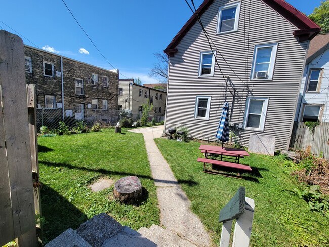 Backyard - 2840 N Bartlett Ave