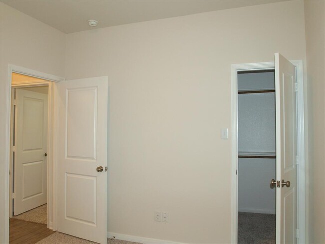 Building Photo - 4140 Aransas Dr