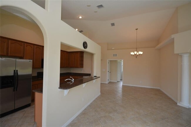 Building Photo - 40 Arrowhead Dr