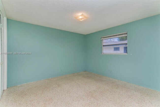 Building Photo - 2215 Jackson St