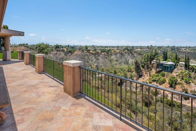 Building Photo - Custom Single Story in coveted Alvarado Es...