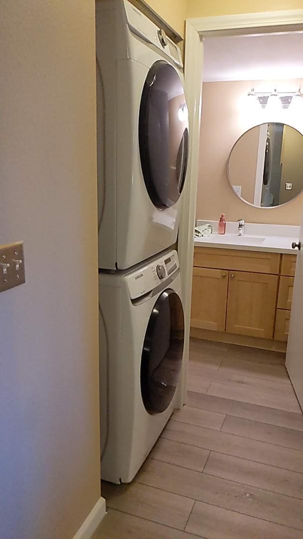 Building Photo - 9416 1st Ave NE