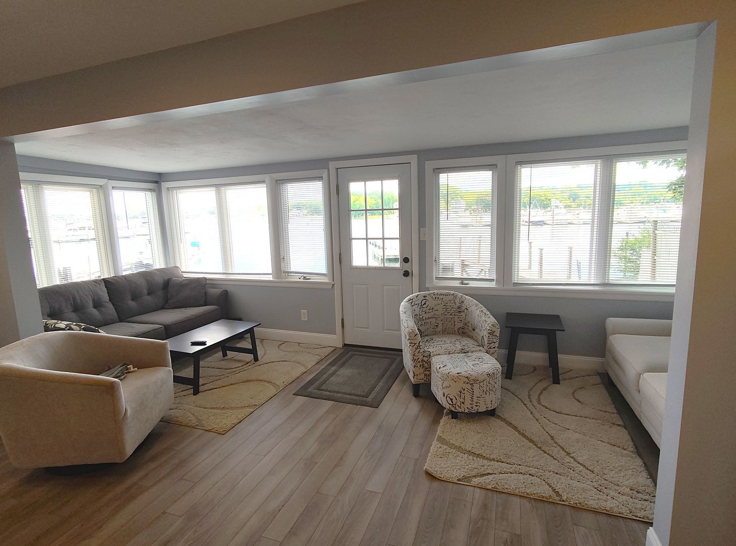 Building Photo - 24 Logan St