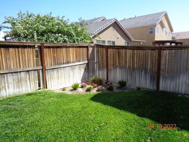 Building Photo - 3131 Perdot Ln