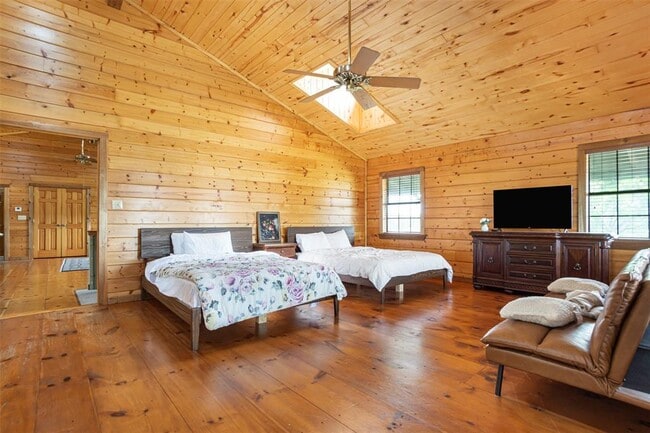 Building Photo - 1700 Co Rd 270