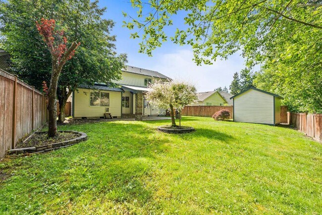 Building Photo - Spacious Sunrise Home for Rent in Puyallup...