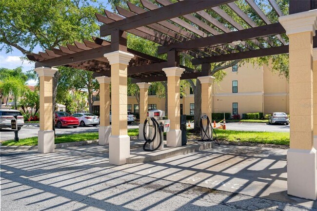 Building Photo - 2724 Via Murano