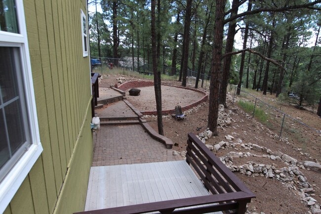 Building Photo - Your University Heights Retreat: 5 Bedroom...
