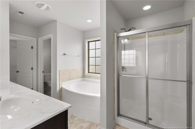 Building Photo - 133 Indigo Ave