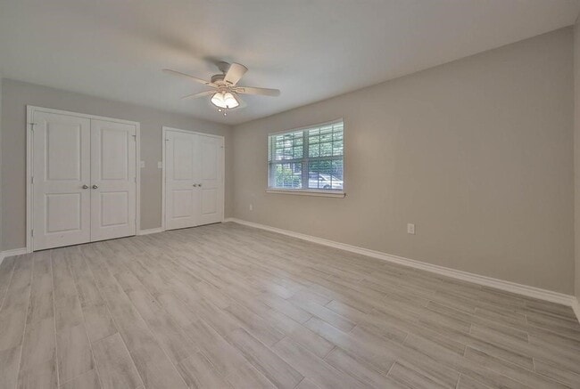 Building Photo - 12633 Memorial Dr