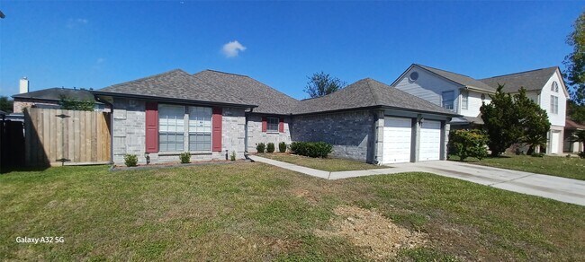 Building Photo - 2106 Wilshire Park Dr