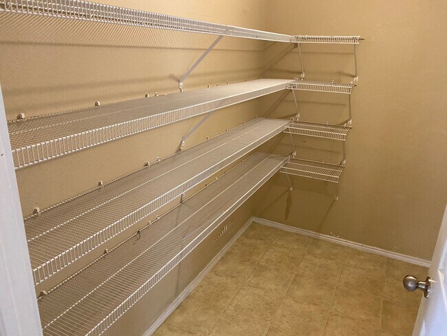 Building Photo - 8103 Zephyr Ct