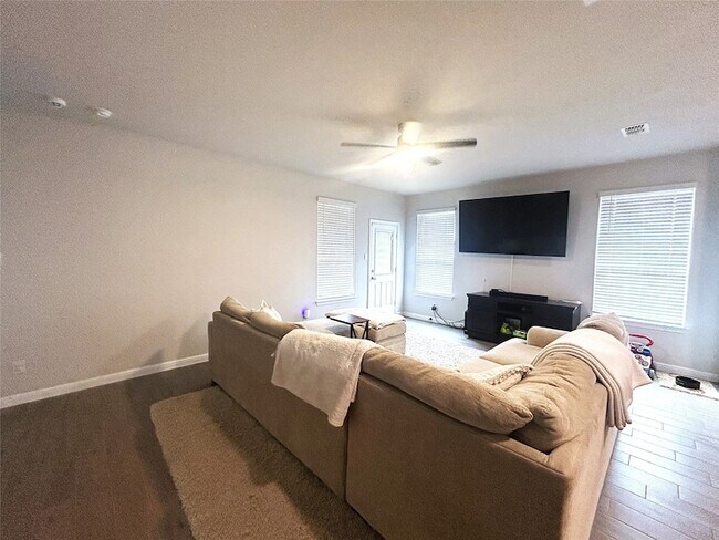 Building Photo - 509 Wesley Dr