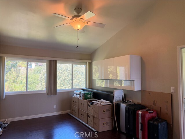 Building Photo - 77 Cottonwood Cir