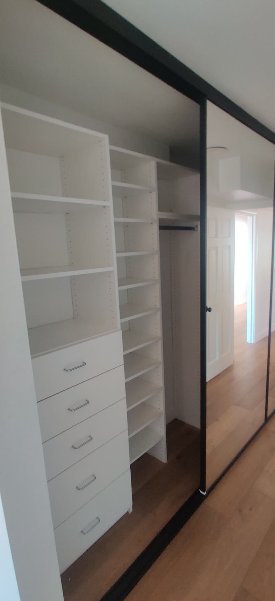 Building Photo - 745 Main St