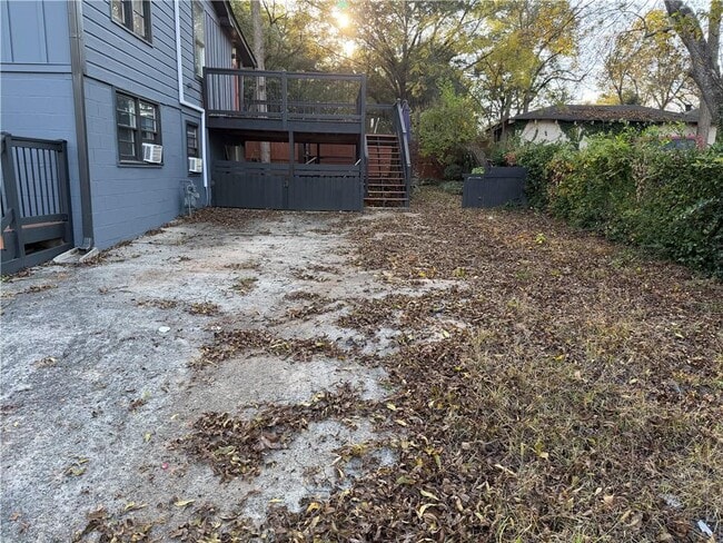 Building Photo - 1772 Martin Pl