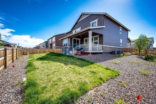 Building Photo - 960 S De Gaulle Ct