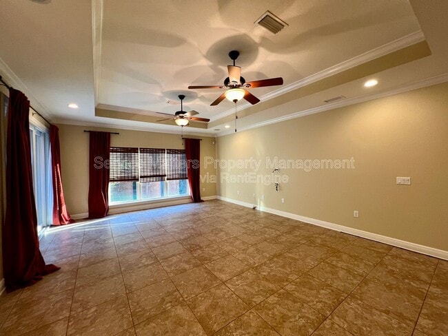 Building Photo - 2926 Greystone Dr