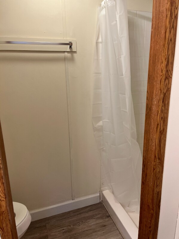 Building Photo - 164 Lynn Dr