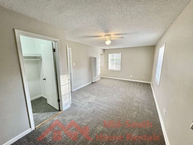 Building Photo - 4093 Barron Ave