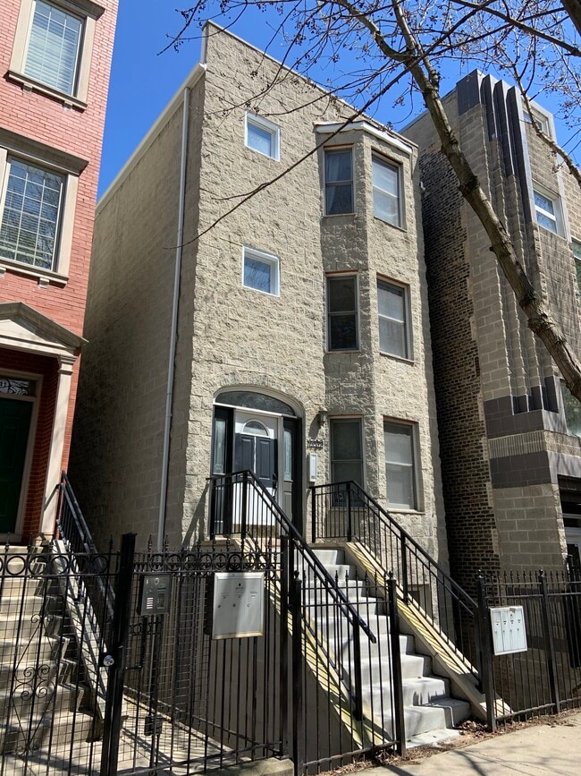 Building Photo - 1409 Mohawk N St