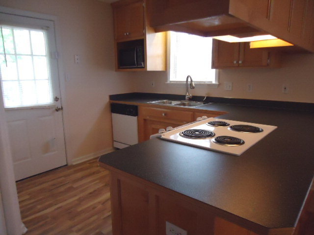 Building Photo - 3020 Schroer Dr