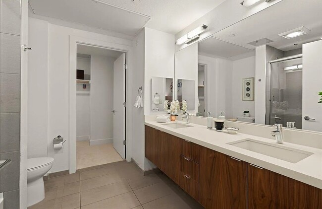 Building Photo - 1101 W El Camino Real