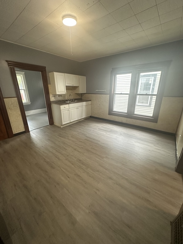 Building Photo - 4014 Woodbridge Ave