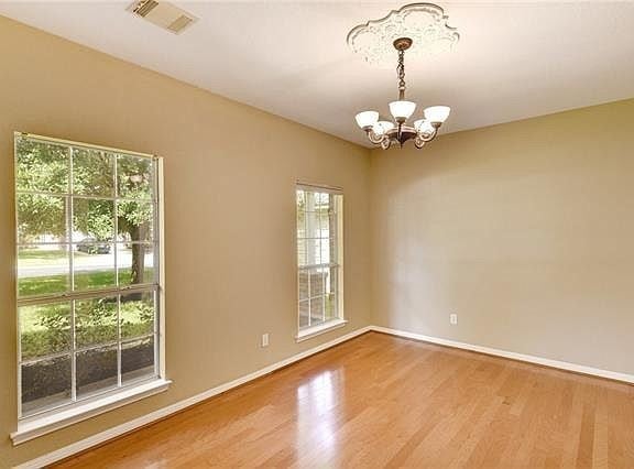 Building Photo - 8003 Magic Mountain Cove