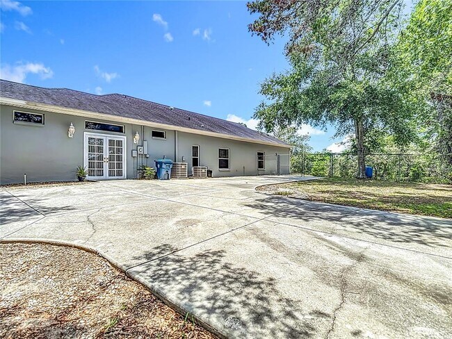 Building Photo - 8303 NIGHTWALKER Rd