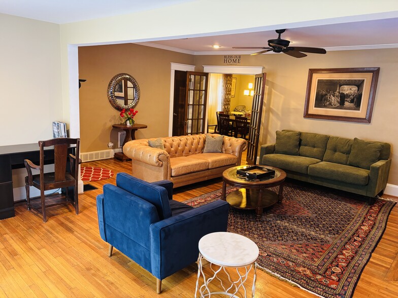 Building Photo - 241 Tacoma Ave