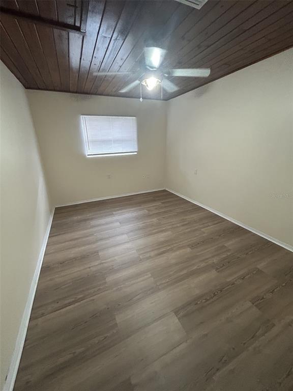Building Photo - 2899 E Crooked Lake Dr