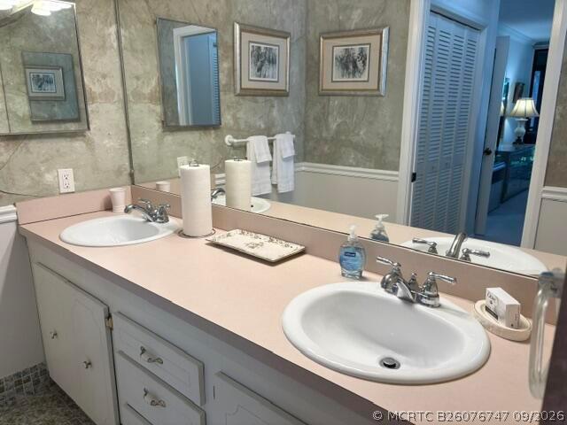 Building Photo - 7 SE Turtle Creek Dr