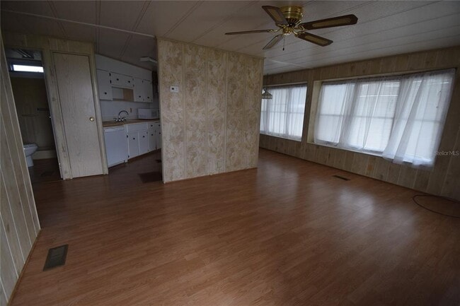 Building Photo - 1567 Longbow Dr