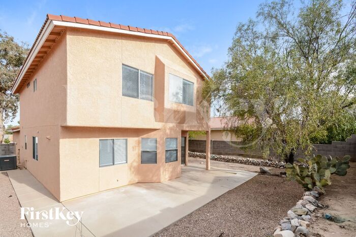 Building Photo - 9556 N Albatross Dr
