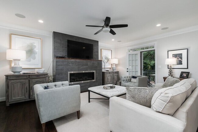 Building Photo - 2537 Oglethorpe Cir NE
