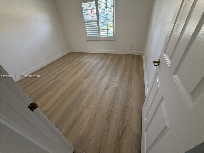 Building Photo - 7577 Caprio Dr