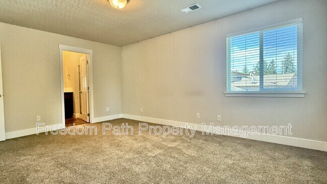 Building Photo - 816 N 18th St