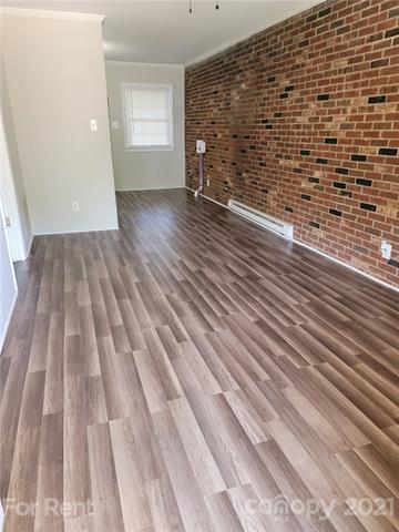 Building Photo - 400 E Talleyrand Ave