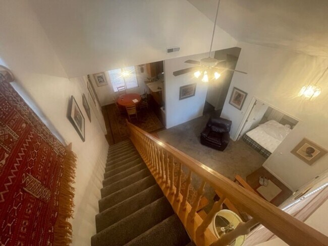 Building Photo - Furnished home available! Landscape maintenance included.