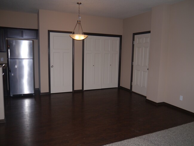 Dining area - 1211 NE Windsor Dr