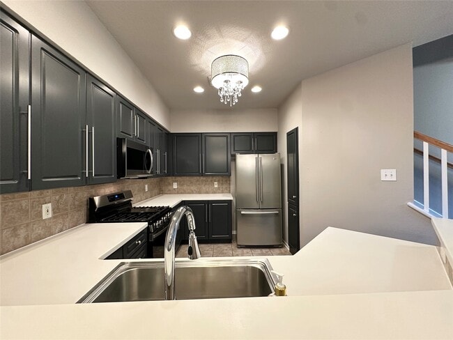 Building Photo - 21 Stone Creek Pl
