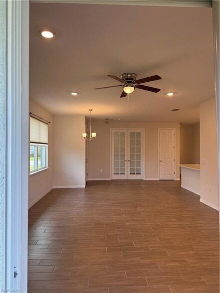 Building Photo - 1273 Enbrook Lp