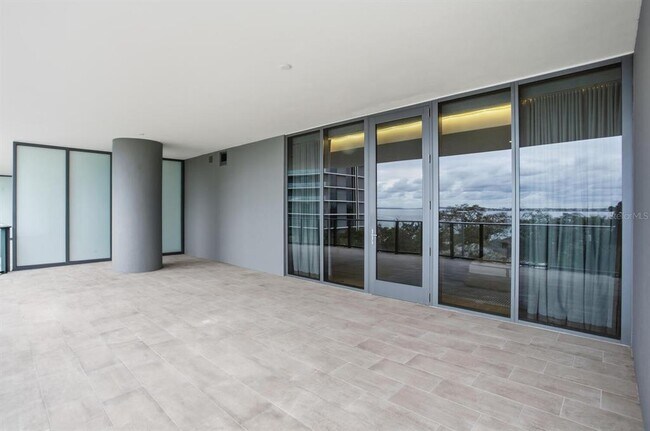 Building Photo - 3015 S Ysabella Ave