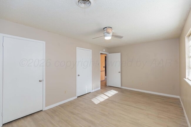 Building Photo - 5314 Briar St