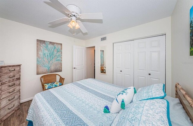 Building Photo - 6291 Bahia Del Mar Cir N