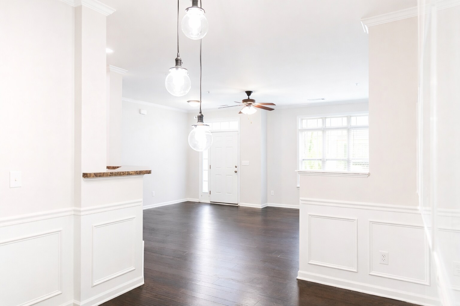 Building Photo - 544 Ridge View Xing