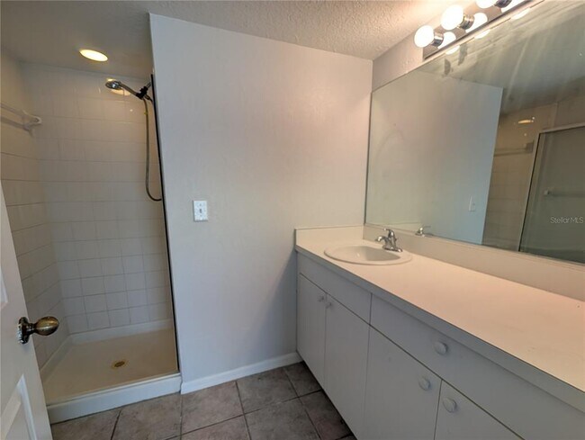 Building Photo - 8390 Wingate Dr