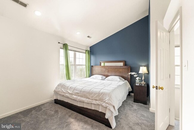 Building Photo - 21071 Mossy Glen Terrace