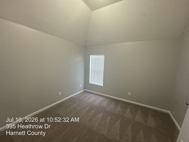 Building Photo - 394 Heathrow Drive